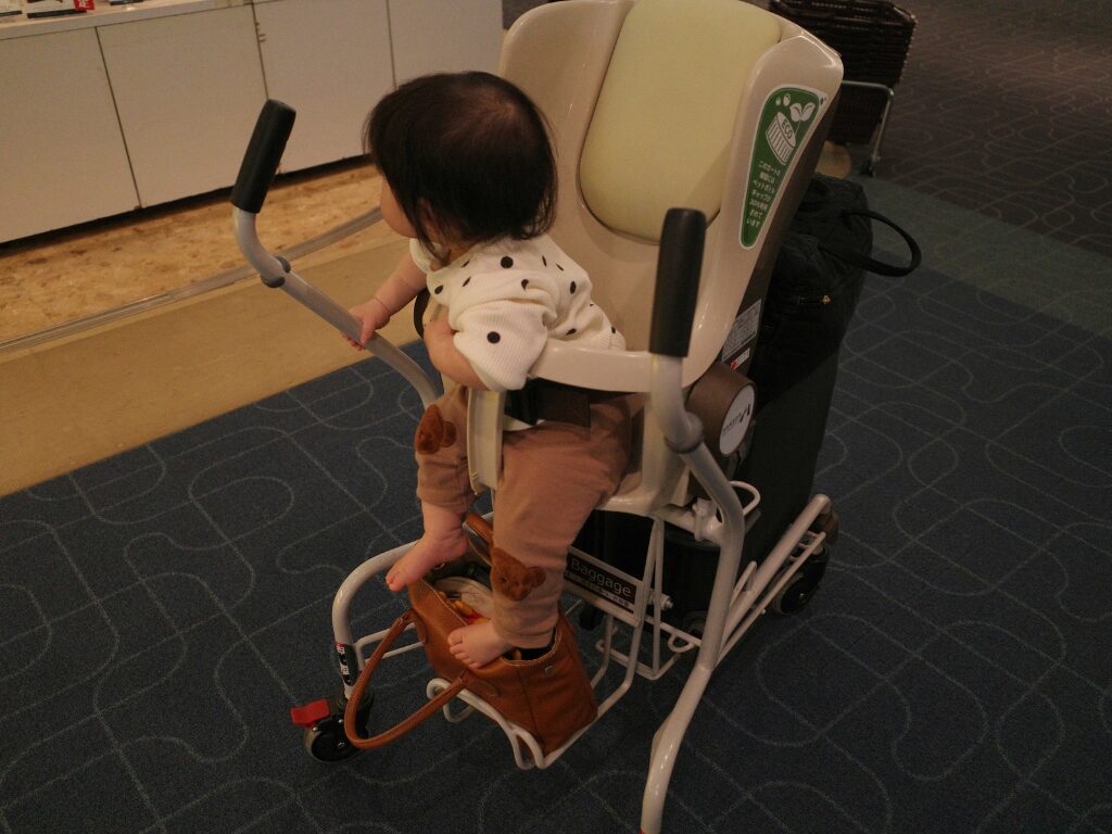 羽田空港の貸出ベビーカー