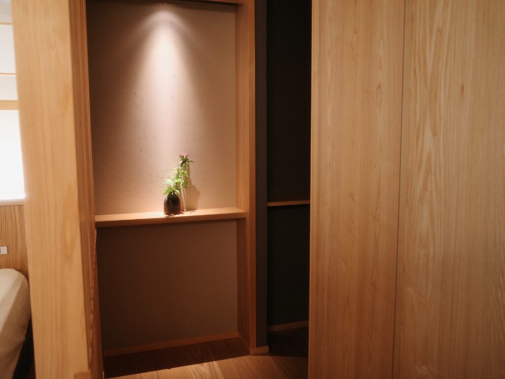 仙峡の宿 銀山荘の「半露天寝湯付客室」のウォークインクローゼット