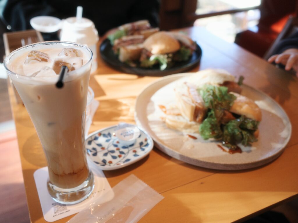 サンメール雲場ドリンクセットの雲場ブレンドカフェラテ