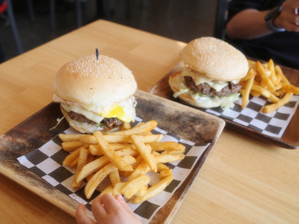 メスクラドスのバーガー